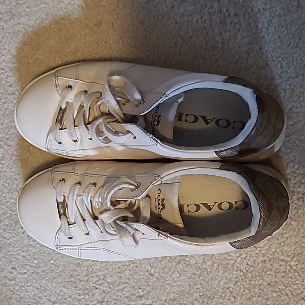 Coach Leather Sneaker - Picture 2 of 6